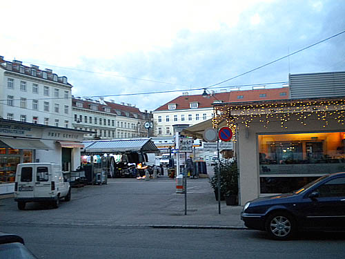 Karmelitermarkt