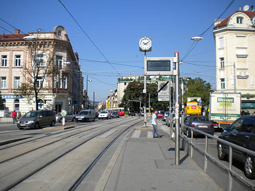H&uuml;tteldorfer Stra&szlig;e