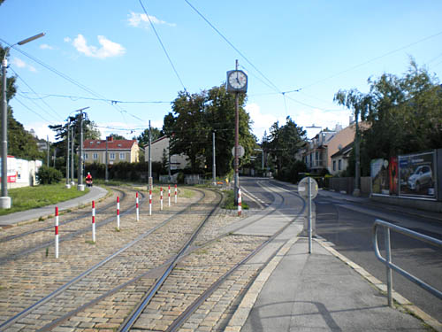 Rechts: Dreist&auml;ndegasse