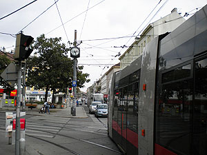 Linie 49, H&uuml;tteldorferstr&szlig;e / Reindlgasse